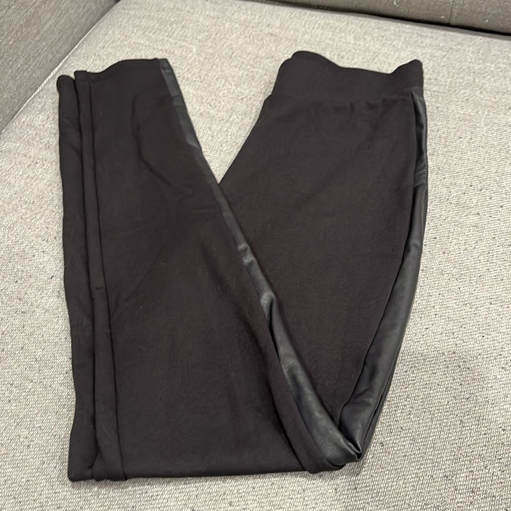 Dark gray leggings with pleather side stripes